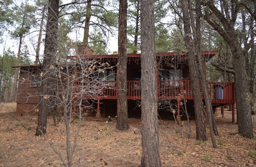 Pinetop-Lakeside Cabin | Whispering Pines - Cabin 34 (3 Bedroom)