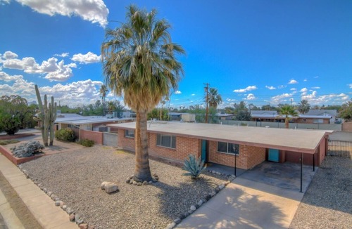 Horizon Hills House | Whole house with private pool- a desert oasis in Northwest Tucson!