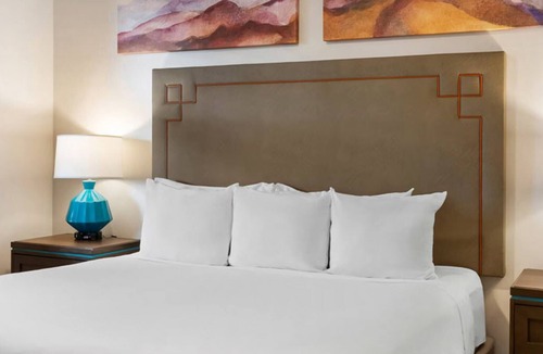 Indian Bend Ranchos Resort | Winter Getaway Resort 2BR Condo Sleeps 6 Jan 1–8 On Golf Course