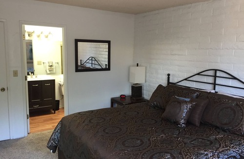 Tucson House | Winter Retreat. Close to all Tucson has to offer.