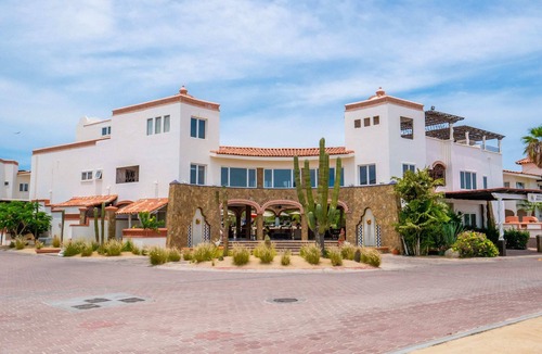 Colonia El Progreso Apartment | Wonderful Studio Suite + Golf + Pool