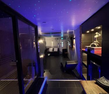 Voiron Apartment | Work In Spa