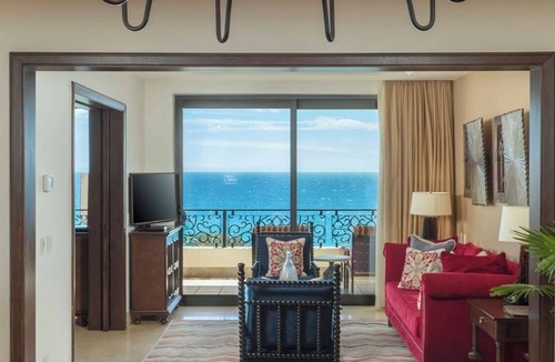 Marina Hotel | Your Dream Luxurious Mexican Escape is Just a Click Away