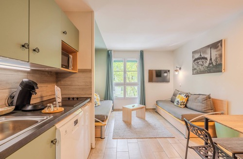 Serris Apartment | Your Ideal stay for 5 at Disneyland Paris!