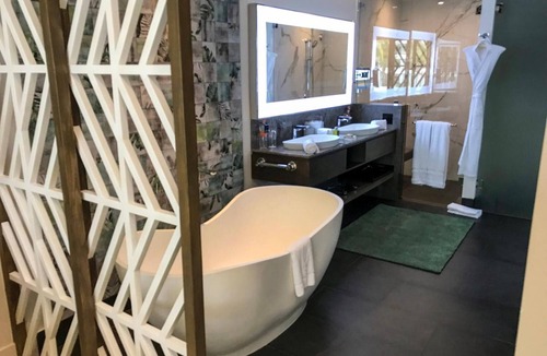 Puerto Juarez Hotel | Your Own Slice of Paradise — Space for Everyone, Privacy for All