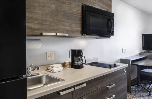 Tucson House | Your Tucson Stay – 2 Rooms Close to Trails & Dining