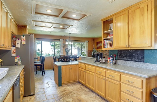 Yucca Valley House | Yucca Valley Oasis w/ Private Pool & Hot Tub!