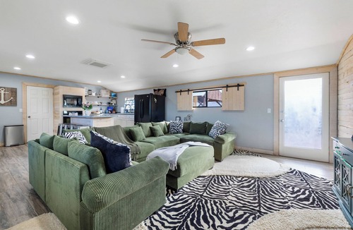 Williamson Villa | Zebra Ranch - 16-Guest Compound Experience, Prescott | Mtn Vu Spa Pickle Ball