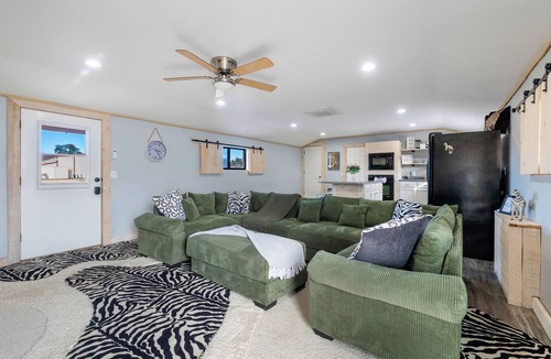 Williamson Villa | Zebra Ranch - 16-Guest Compound Experience, Prescott | Mtn Vu Spa Pickle Ball