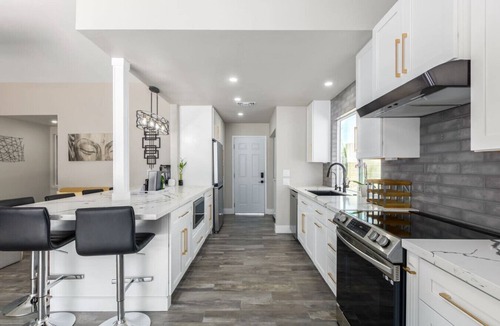 Paradise Valley Village House | Zen Den- Hot Tub/Misters/Hiking/Bikes/Park
