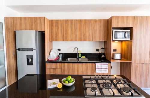 North Hotel Zone Apartment | Zoho Skies, 3BR, 2 baños con alberca en la azotea