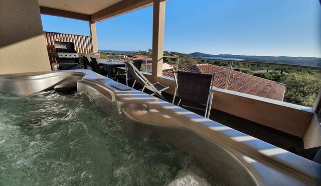 1-T3 sea view, spa, pool, gym, hammam