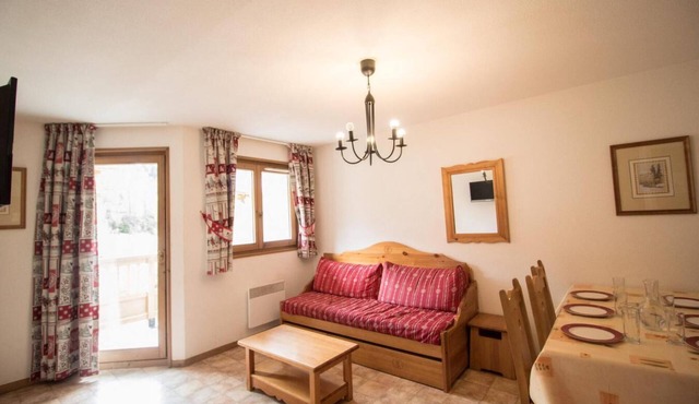 1st floor, balcony, tv, ski locker, 40m², Val Cenis