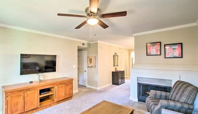 2-bedroom condo just 8 minutes from Talking Stick Resort Casino