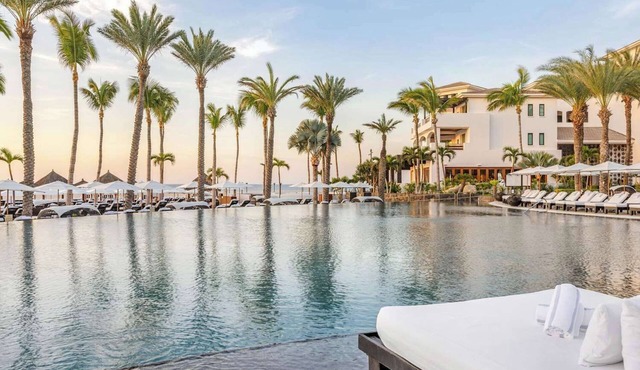 2 Stylish 3BR Grand Suites near Baja Brewing – Access to Six Resort Pools