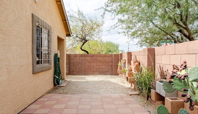 3-bedroom house in fabulous Tucson with cool AC for relaxing stay