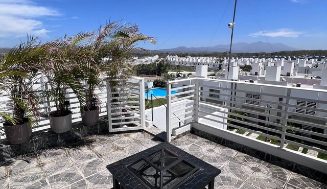 4 BD/4.5BA Rooftop Garden Condo 15 min from Nuevo Vallarta For Large Families