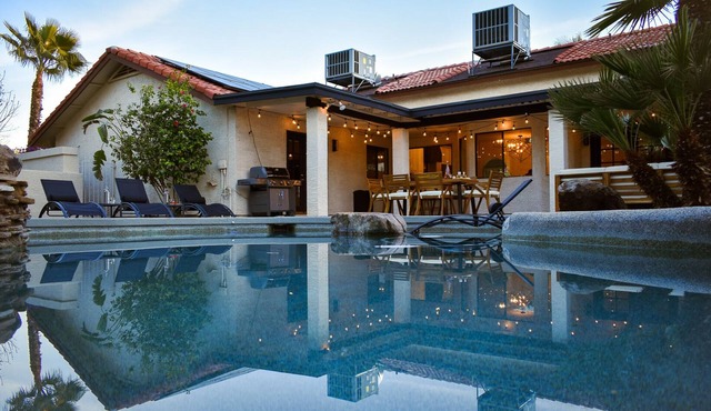 4-Bdrm Vacation Dream Home w/Backyard Paradise!