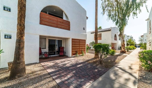 41A Modern Large Studio Condo w heated pool
