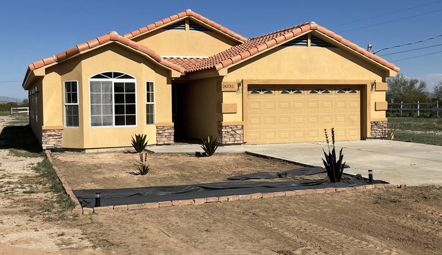 4BR 2BA Harmony House in Rural Buckeye's Rainbow Valley