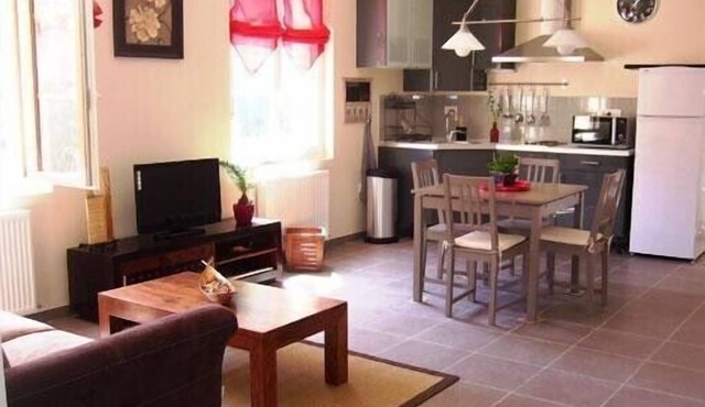 668 ft2 (62M2) APARTMENT HOUSE, 9 MIN OF DISNEYLAND PARIS, CHESSY AND 30 MINUTES