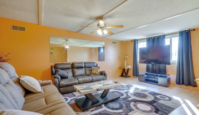 7 Mi to Saguaro Nat'l Park: Tucson Home w/Yard