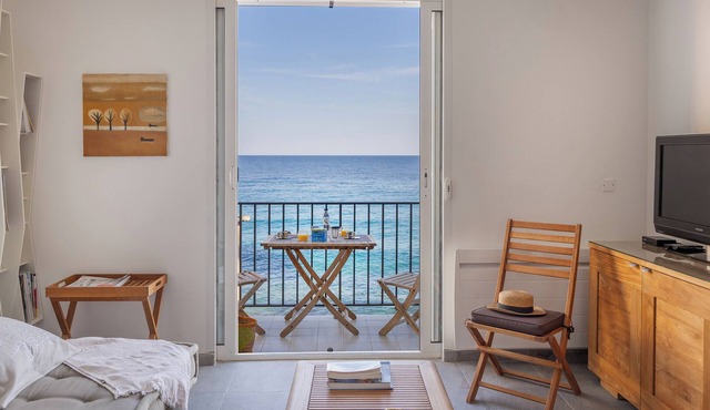 A Casa in Cala – Petit cocon vue mer à Erbalunga