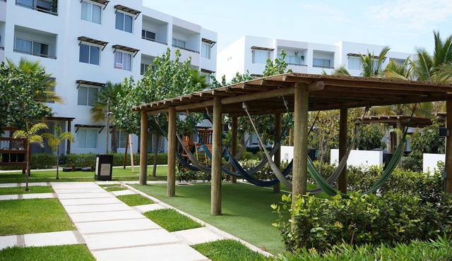 Almarena, Family Condo with Balcony in Mazatlán