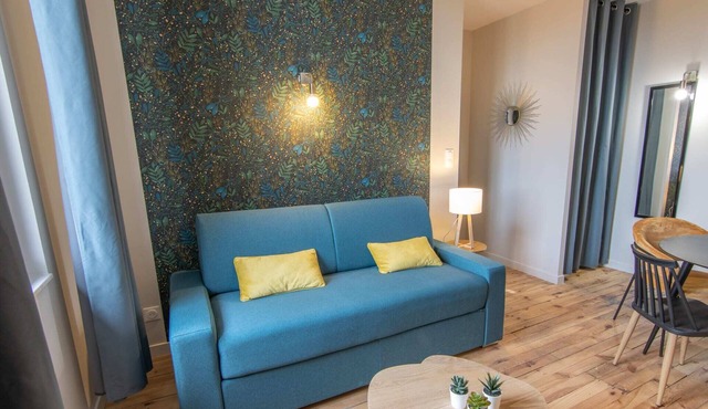 Apartment 4 persons air-conditioned 1 bedroom + sofa bed Puy de Cômes 203
