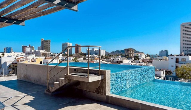 Apartment for 7 people with pool on the 3rd floor