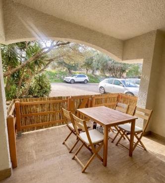 Appartement en rez de jardin-Proche du centre