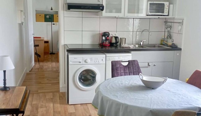 Appartement Proche de la Plage - Wifi, Bien Agencé