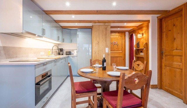 Apt central proche des Pistes + Parking & Pool