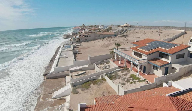 Beachfront Home in Rocky Point Casa Alhaja