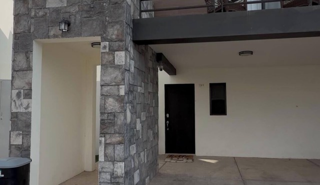 Beautiful 3-bed house,came and discover the beauty of casa Valencia.
