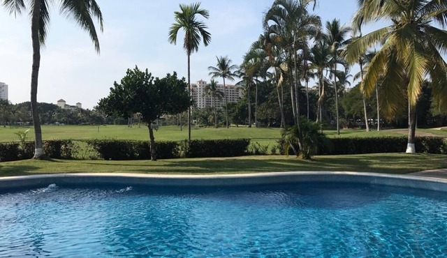 Beautiful townhouse-condo in Golf and Marina Vallarta