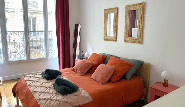 Bel Appartement Haussmannien à Montparnasse