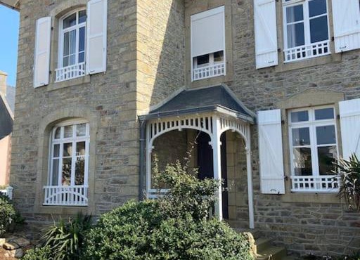 Belle maison pieds dans l'eau, vue mer!