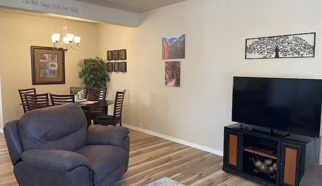 Blossom Bungalow by Mesquite Vacation Rentals in the Heart of Mesquite with 2 Car Garage and $510 in free daily activities