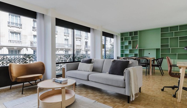 Blueground | Auteuil, doorman, nr Seine & offices