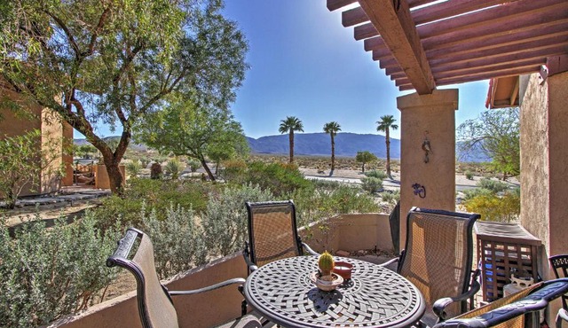 Borrego Springs Condo w/Private Hot Tub & Views!