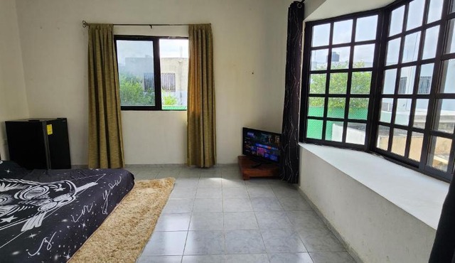 Buda Room