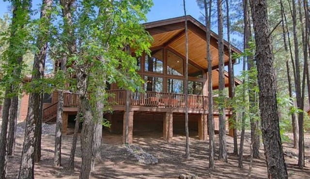 Cabin 5 Torreon with Hot Tub