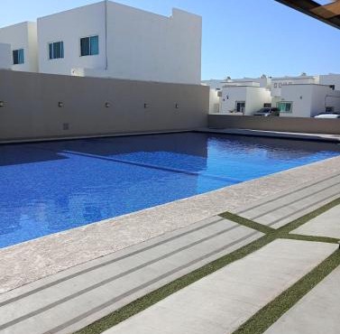 Casa con casa club en la Paz BCS