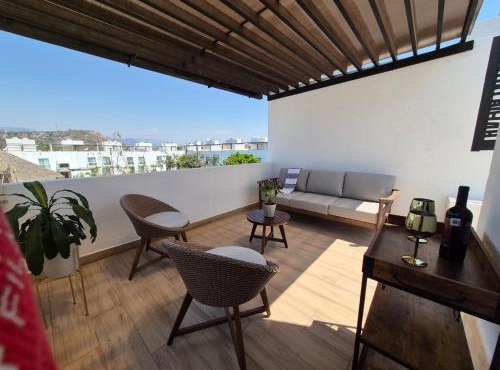 Casa de descanso con terraza, asador y alberca cerca de CDMX
