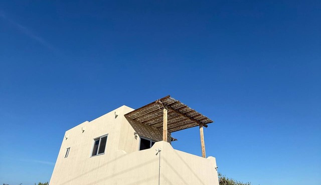 Casa El Viento: Modern 3-Bedroom Desert & Sea Retreat in El Sargento