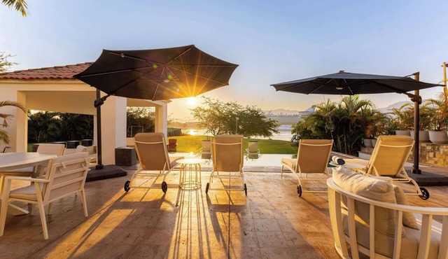 Casa Matilda 7BR Villa, Pool, Chef & Ocean Views