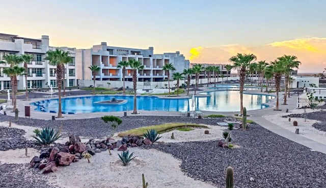 Casa Mccraren 3 302 at Mayan Lakes.
