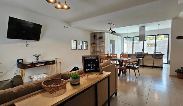 Casa Mika