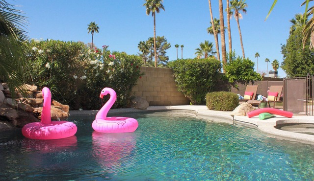 Casa Zest - Family Retreat w/Pool and Firepit Near TPC, Mayo, and Shopping
